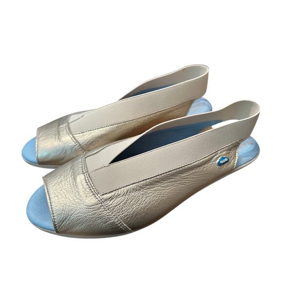 Cloud Caliber Gold Slingback Peep Toe Sandal Size 40 US 9 - Picture 1 of 4